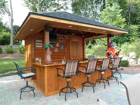 Outdoor Dining and Bar Spaces
